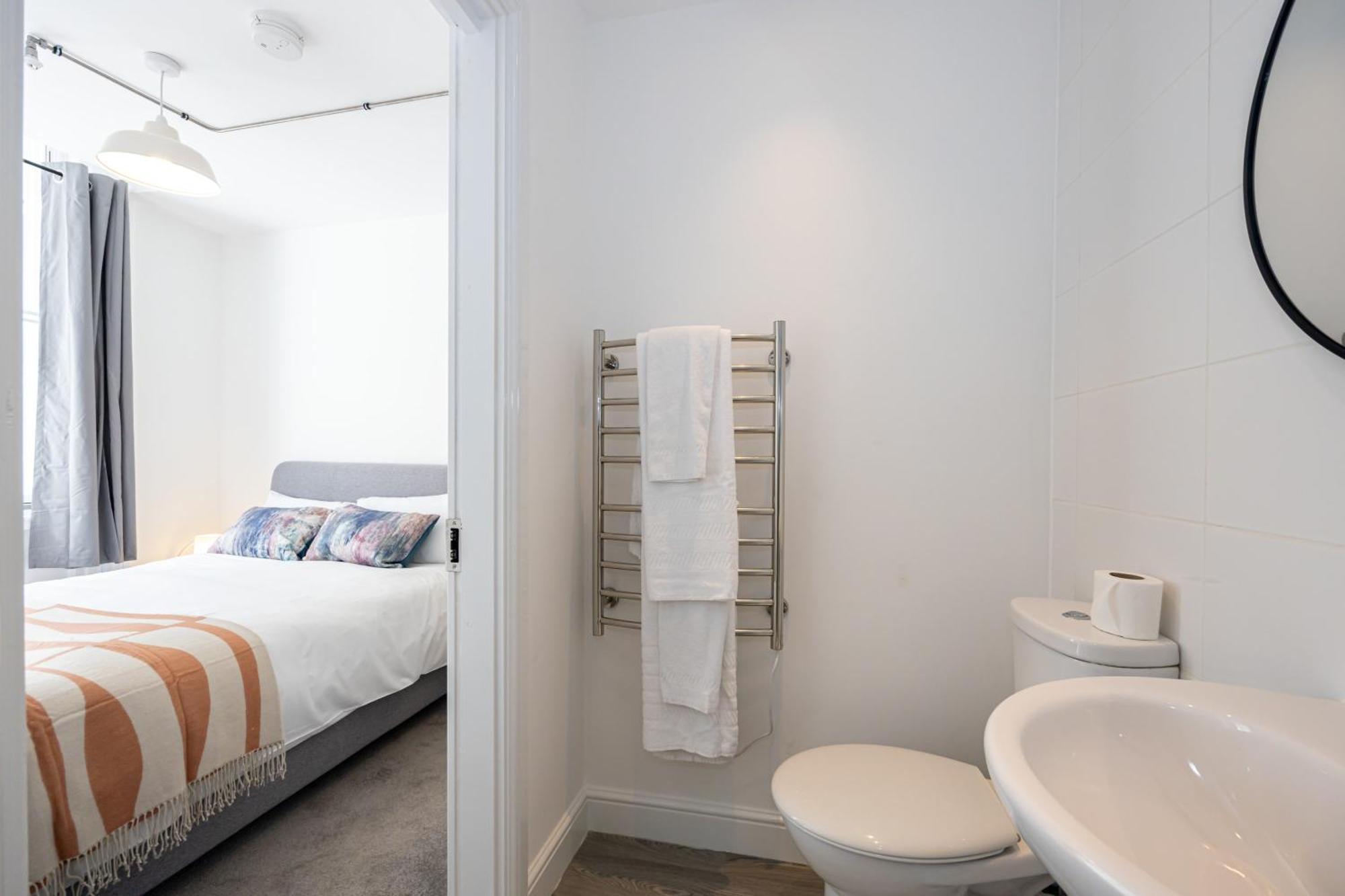 Beautiful 1 Bed 20Mins To Central Manchester Bolton Esterno foto