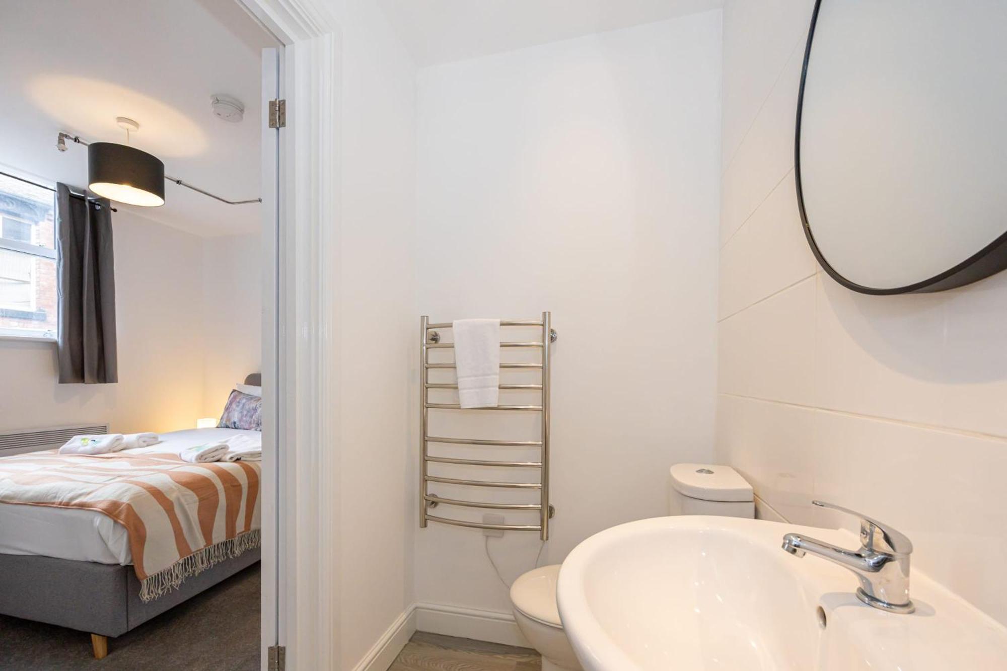 Beautiful 1 Bed 20Mins To Central Manchester Bolton Esterno foto